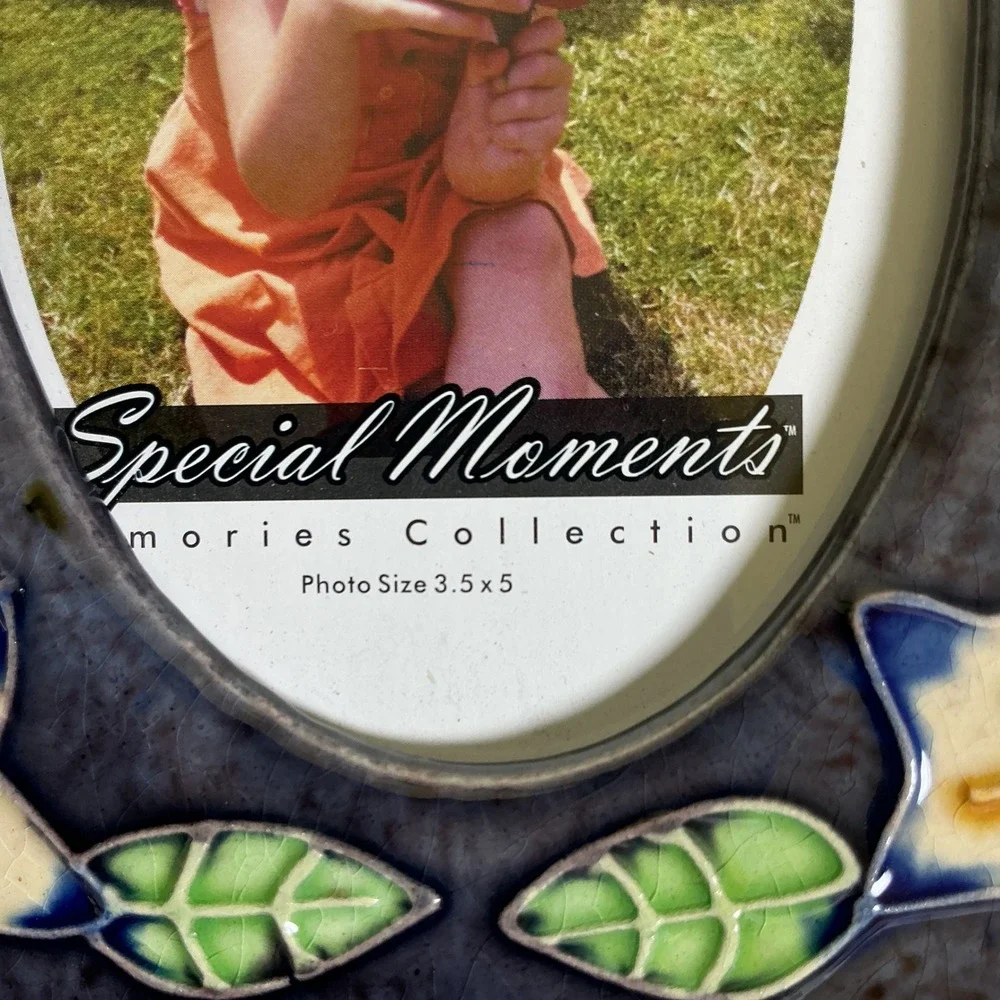 Floral Ceramic Picture‎ Frame 3.5x5 Ivy Leaf Blue White Decorative
